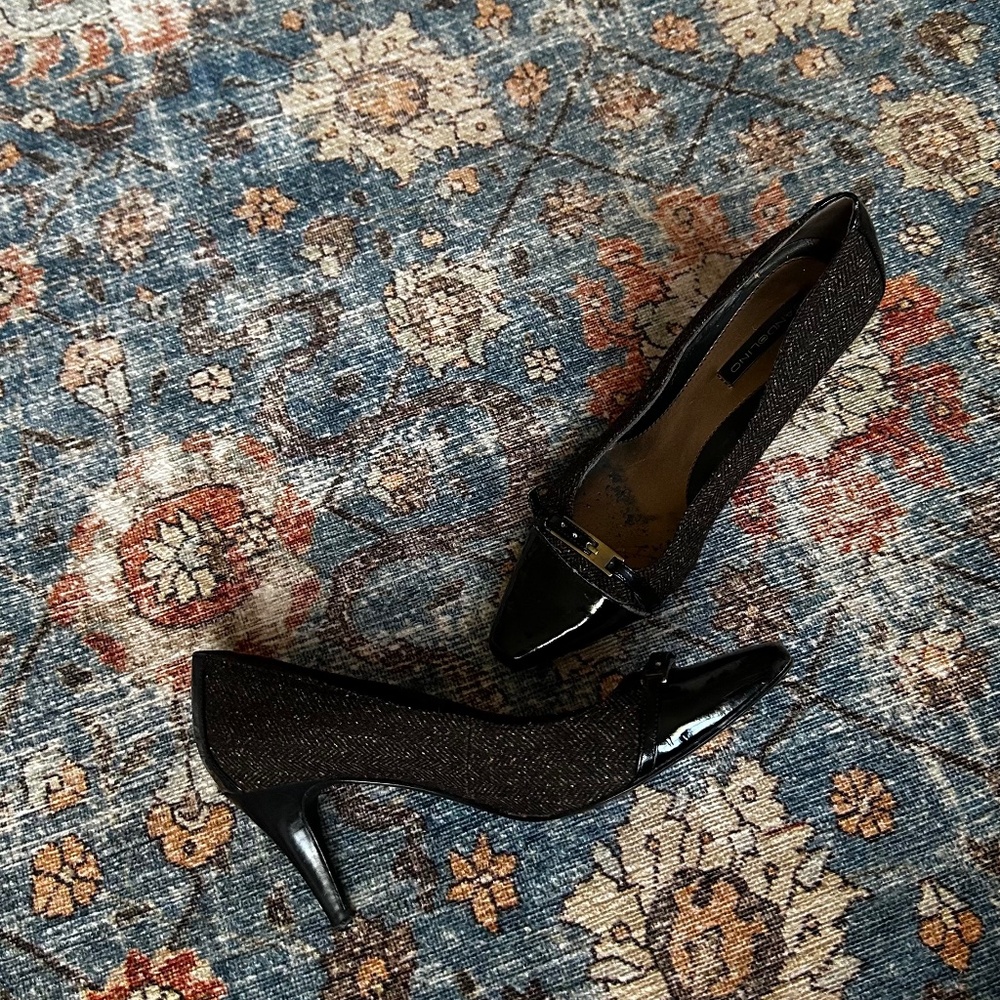 kitten heel business shoes